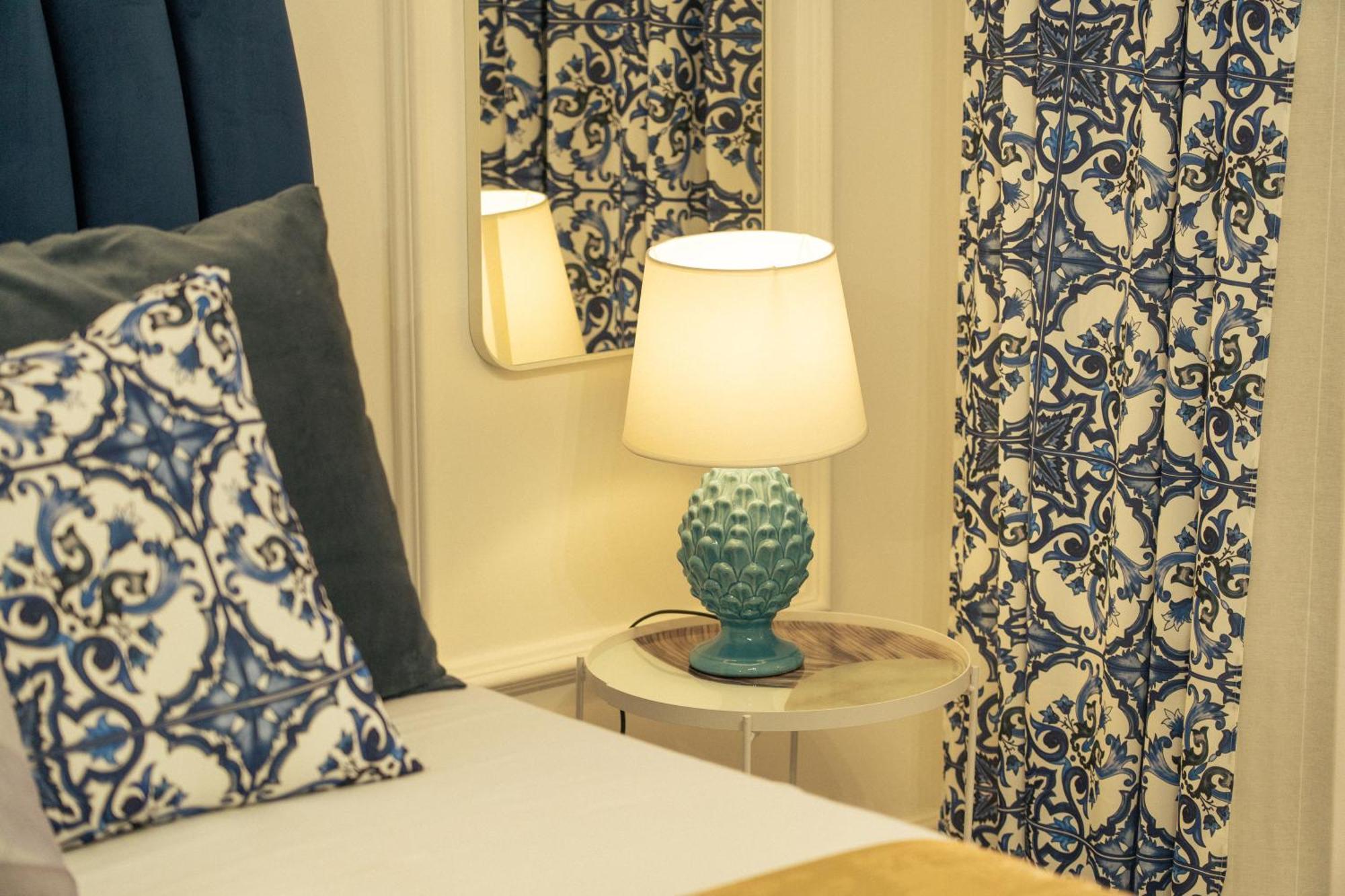 Johnny'S Suites Taormina Beach Bay Esterno foto